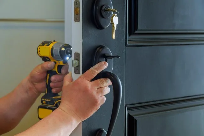 Professional locksmith